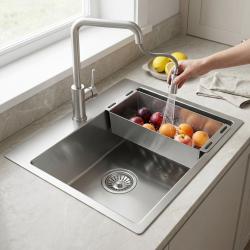 stainless-steel-kitchen-sink-with-colander